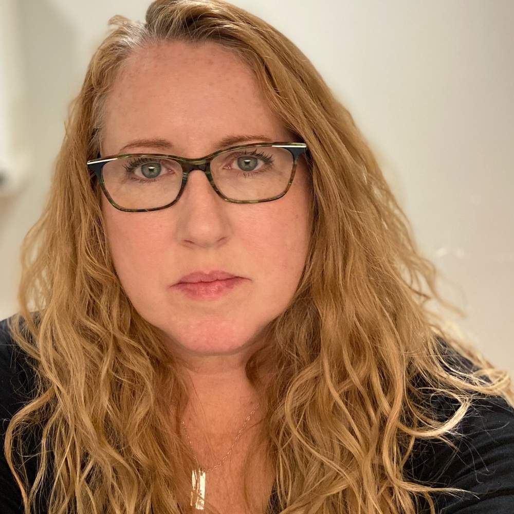 Meet your Posher, Caroline